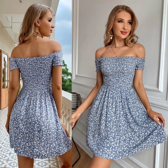 Dresses & Skirts - Shirred off the shoulder floral print dress boho gypsy blue